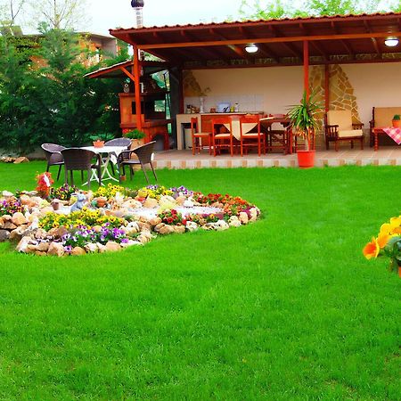 Relax Pozar Hotel Loutraki  Bagian luar foto