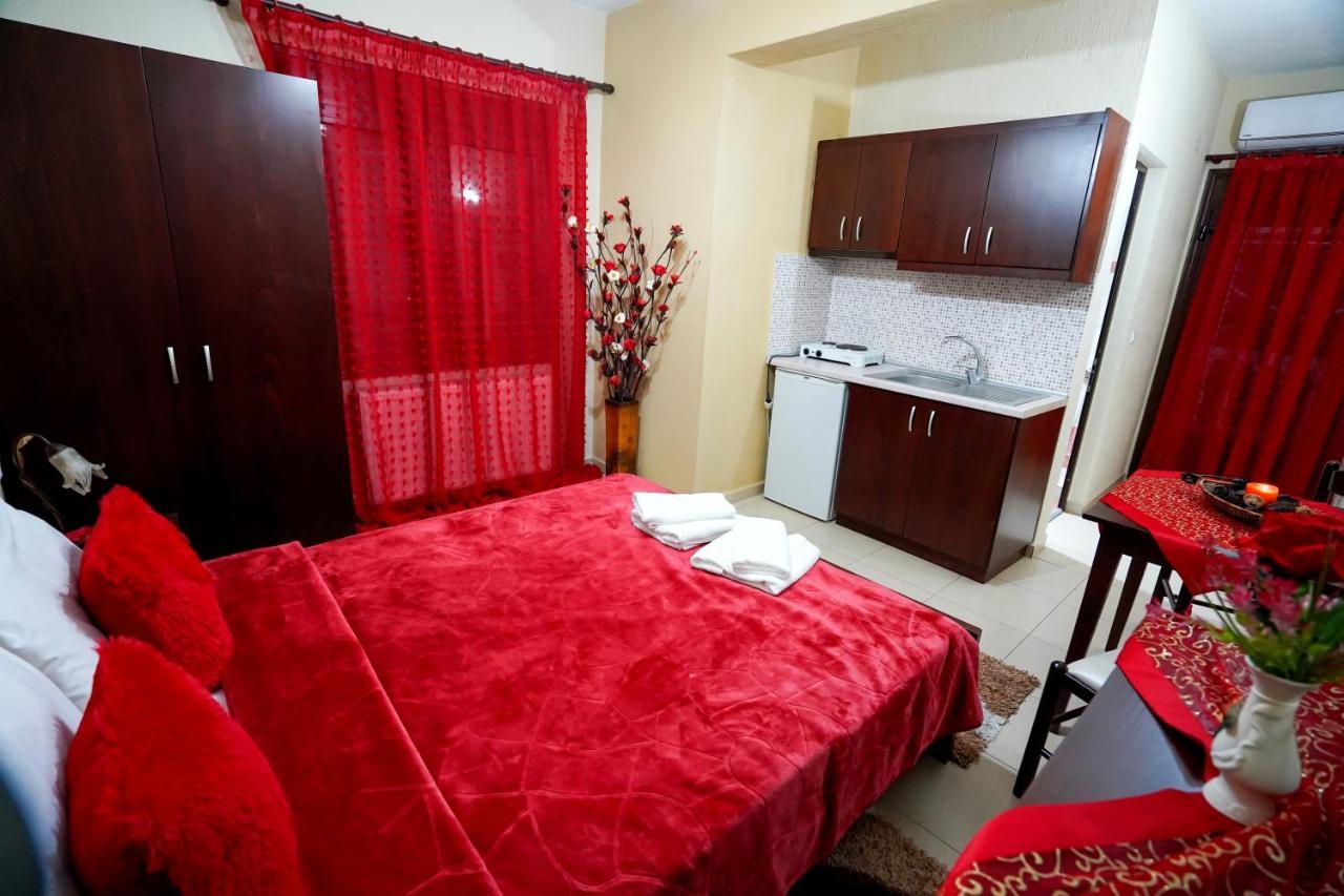 Relax Pozar Hotel Loutraki  Bagian luar foto